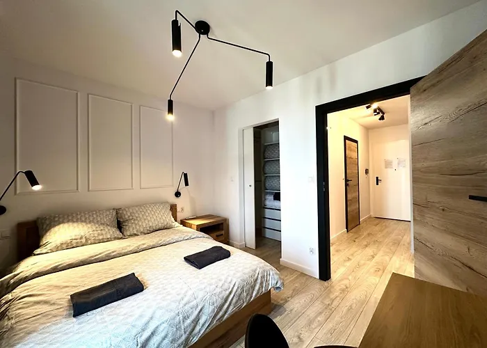 Traugutta - Fitness & Parking Daire