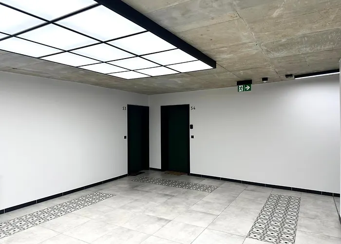 Daire Traugutta - Fitness & Parking *