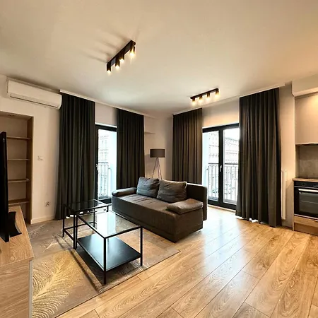 Traugutta - Fitness & Parking Appartement
