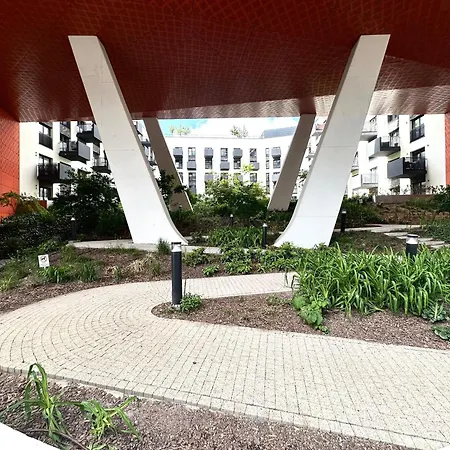 Traugutta - Fitness & Parking Vratislav