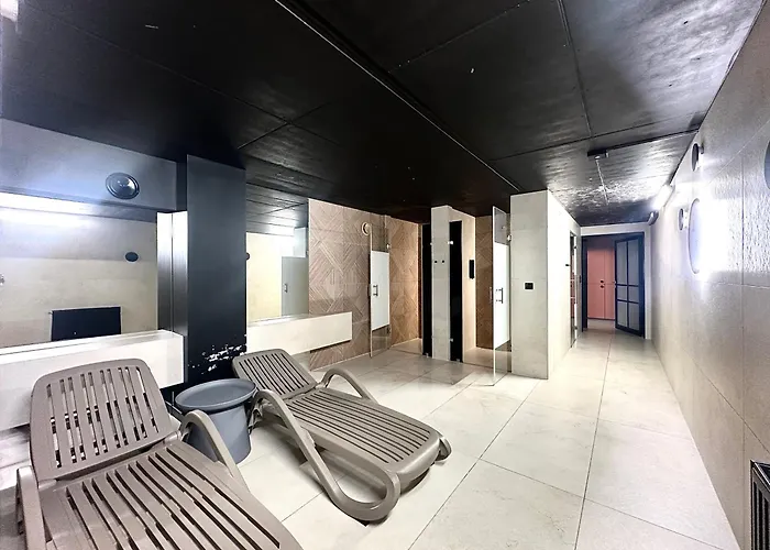 Traugutta - Fitness & Parking * Wrocław